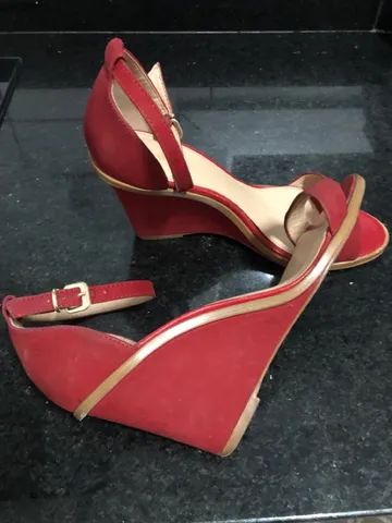 Linda sandália anabela da Arezzo, número 35