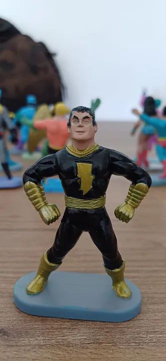 Bonecos Liga da Justiça - 12 Peças Dc - Foto 5