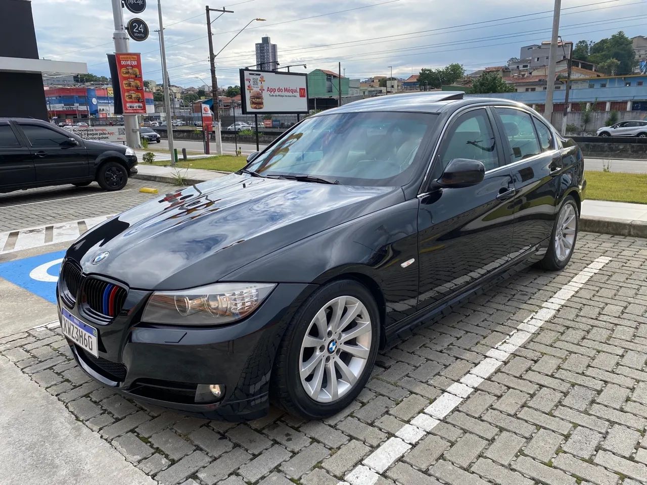 Bmw 325i 2011