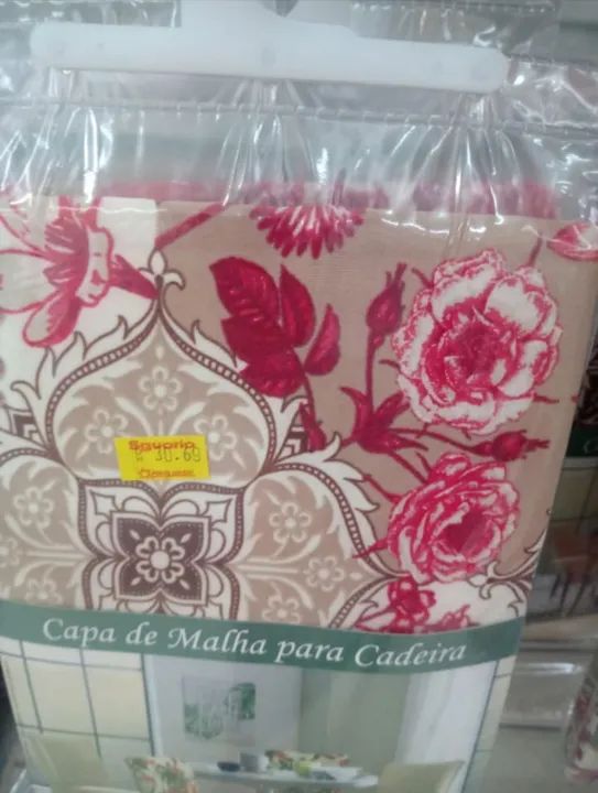 6 capas cadeiras( SÓ TENHO ESSAS CORES) R$25,00 CADA - Foto 3