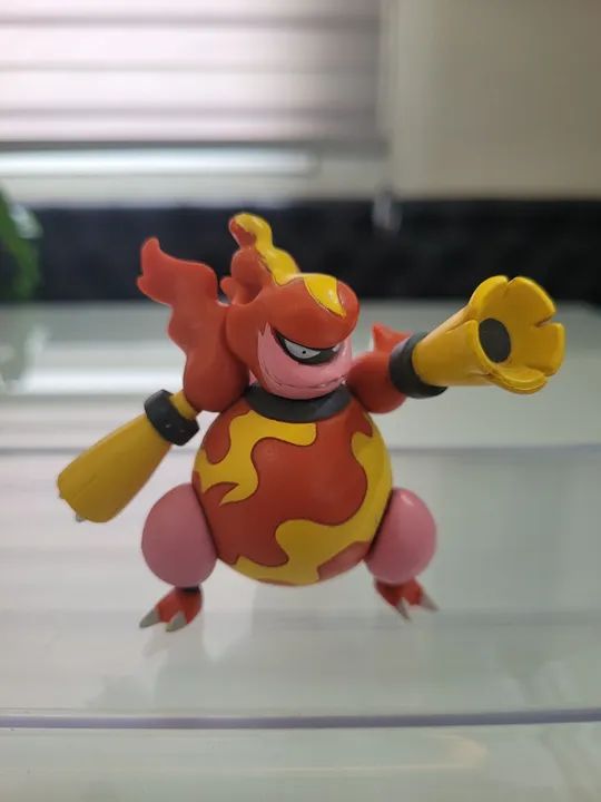 Boneco Pokémon Magmortar original 
