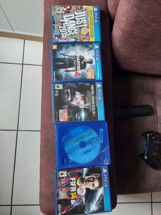 Playstation 4 com 3 controles SSD de 1TB e 4 jogos fisicos - Foto 5