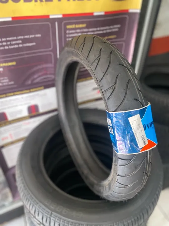 Pneu 110/70/17 dianteiro uso s/camara marca Vipal (instalação gratuita)