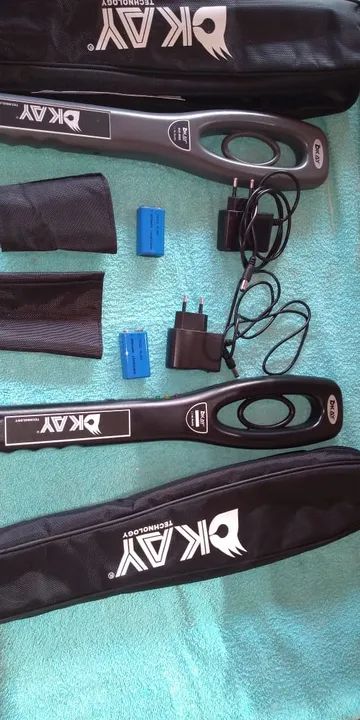 15 Detector de Metais Portátil - Segurança para sua casa