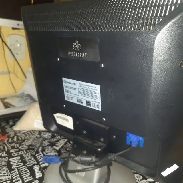 Monitor Lcd Positvo 17 black /Prata oportunidade - Foto 3