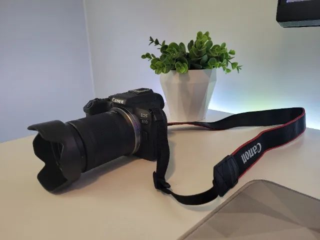 Canon R10 + Lente 18-150