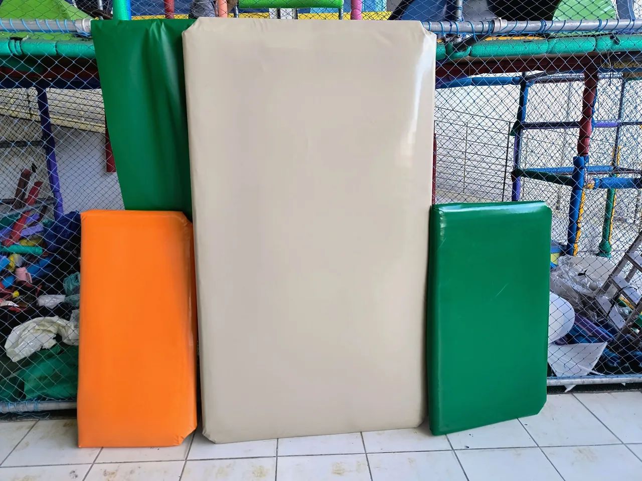 Kid play brinquedão reformas estofados/ rede/isotubos b