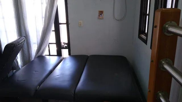 Vendo ou troco sofás 2 e 3 lugares , sofá cama no centro de São Gonçalo - Foto 3