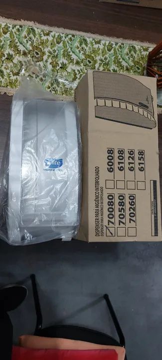 2 Dispensers para Papel Higienico Interfolhado NOVA