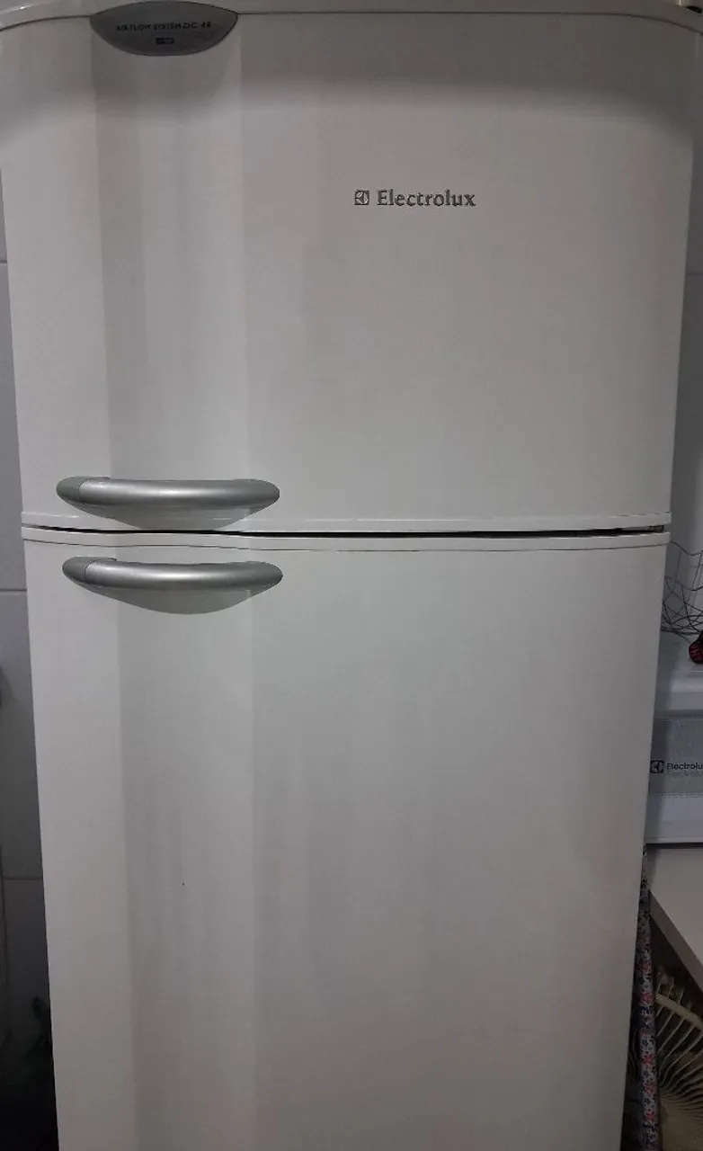 Geladeira Electrolux DC 48 - Excelente Estado!