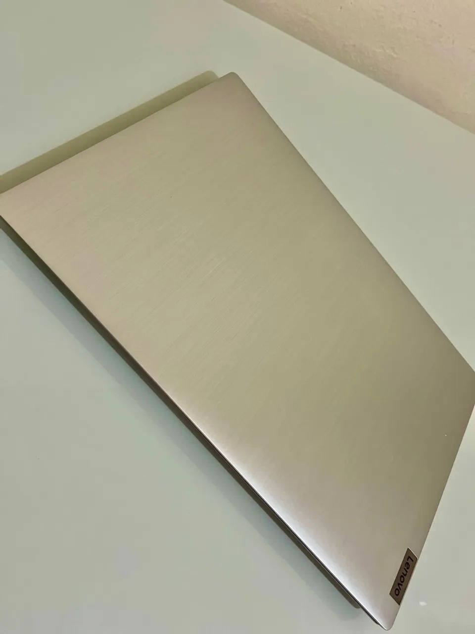 Notebook com tela de alta resolução e design elegante - Foto 5