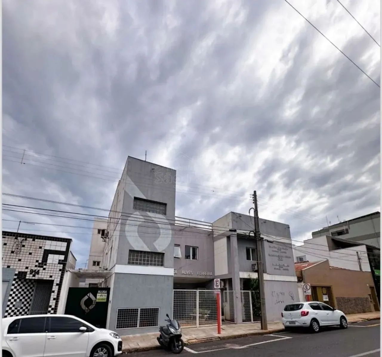 Locação de Comercial / Sala na cidade de Araraquara