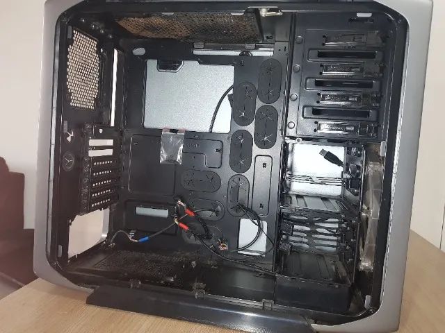 Gabinete Corsair 600T  - Foto 4