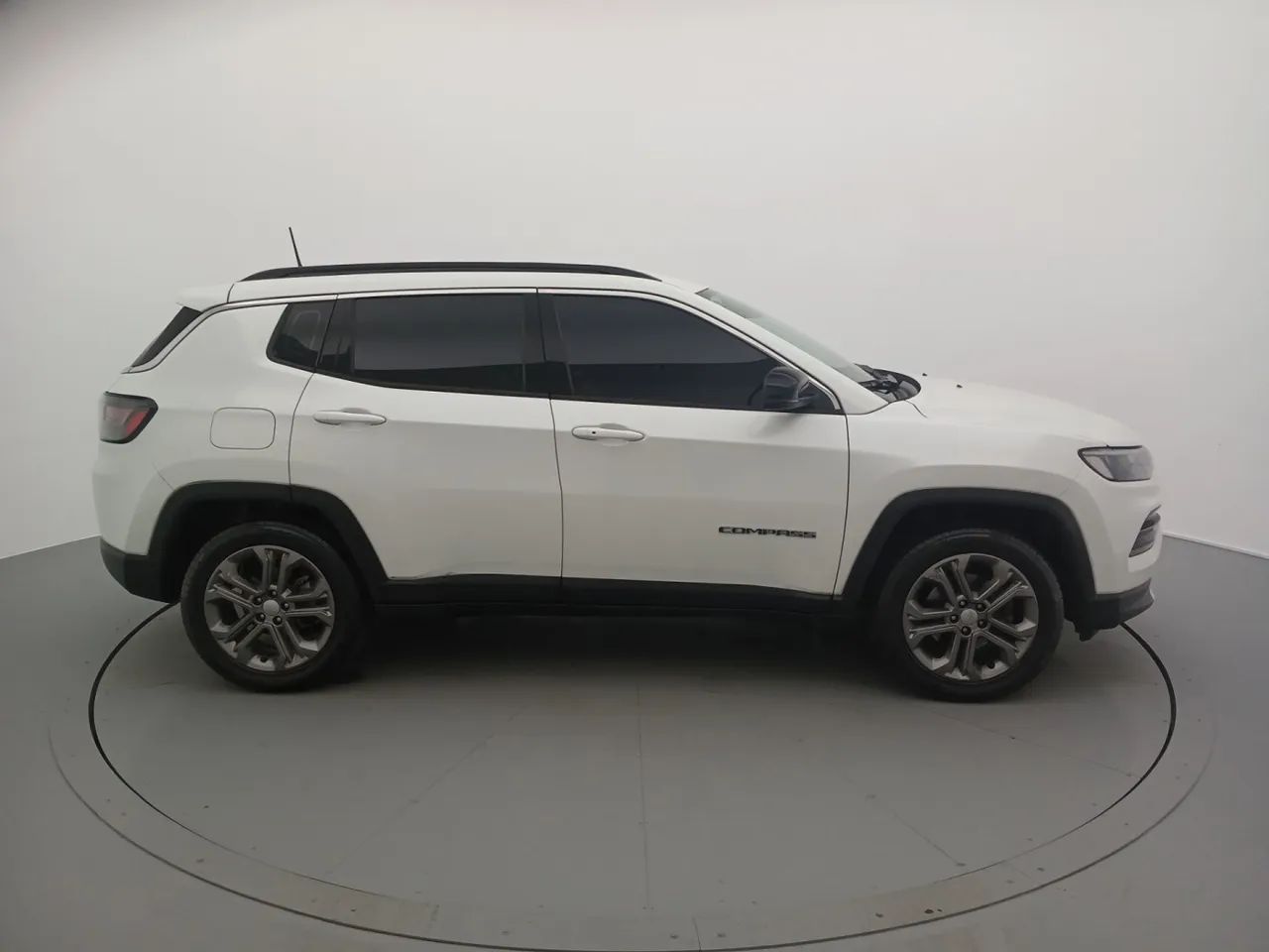 Jeep Compass 2024 1.3 t270 turbo flex longitude at6 - Foto 6
