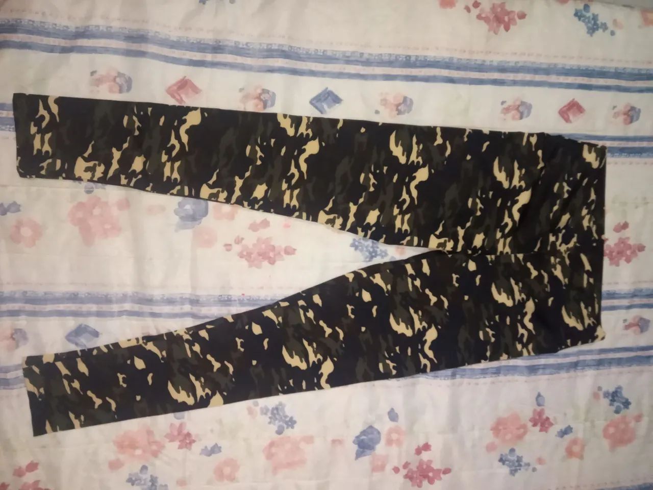 Calça Legging  Esportiva Nova - Foto 2
