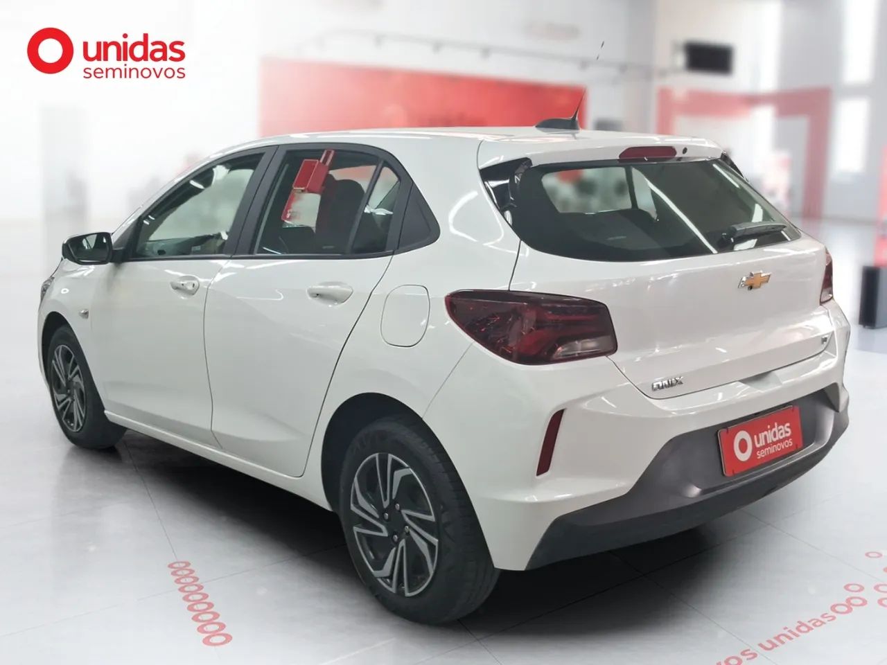 Chevrolet Onix Hatch LT 1.0 12V Flex Mec. 4P 2024 - Foto 5