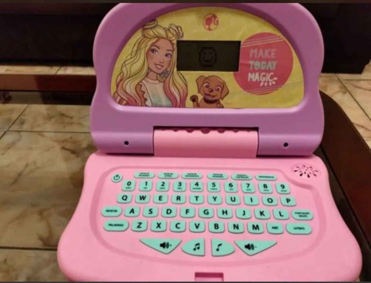 Laptop infantil Bilíngue Barbie