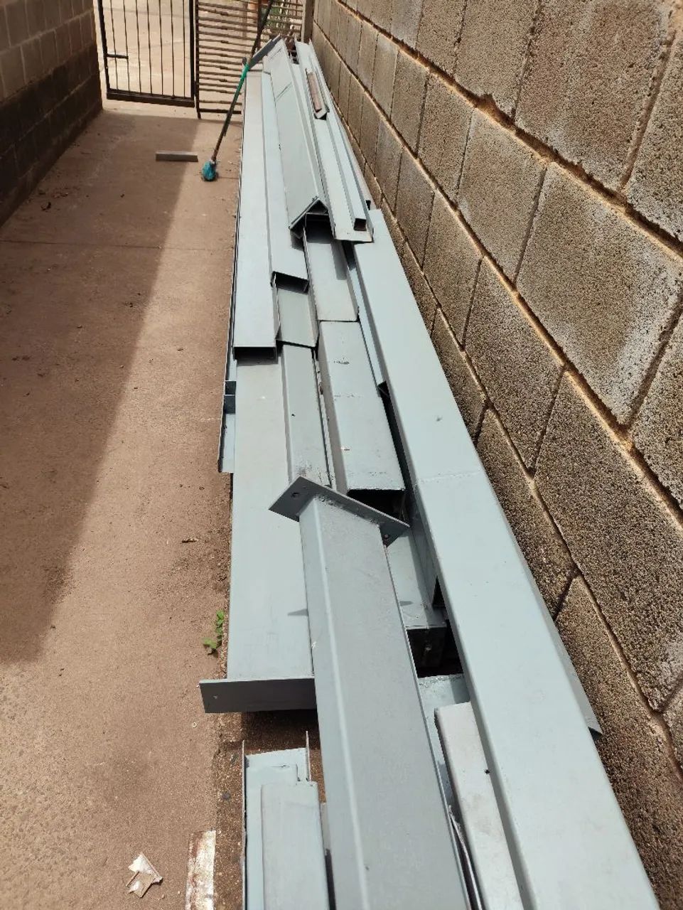 Iron Structure 10x04 U-Beam64960521842178121