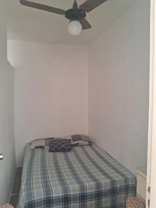 Kitnet  200 metros da praia 