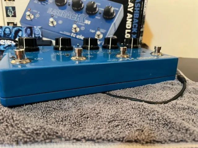 ガスリー サイン入り！】TC Electronic FLASHBACK X4 Pedal TC