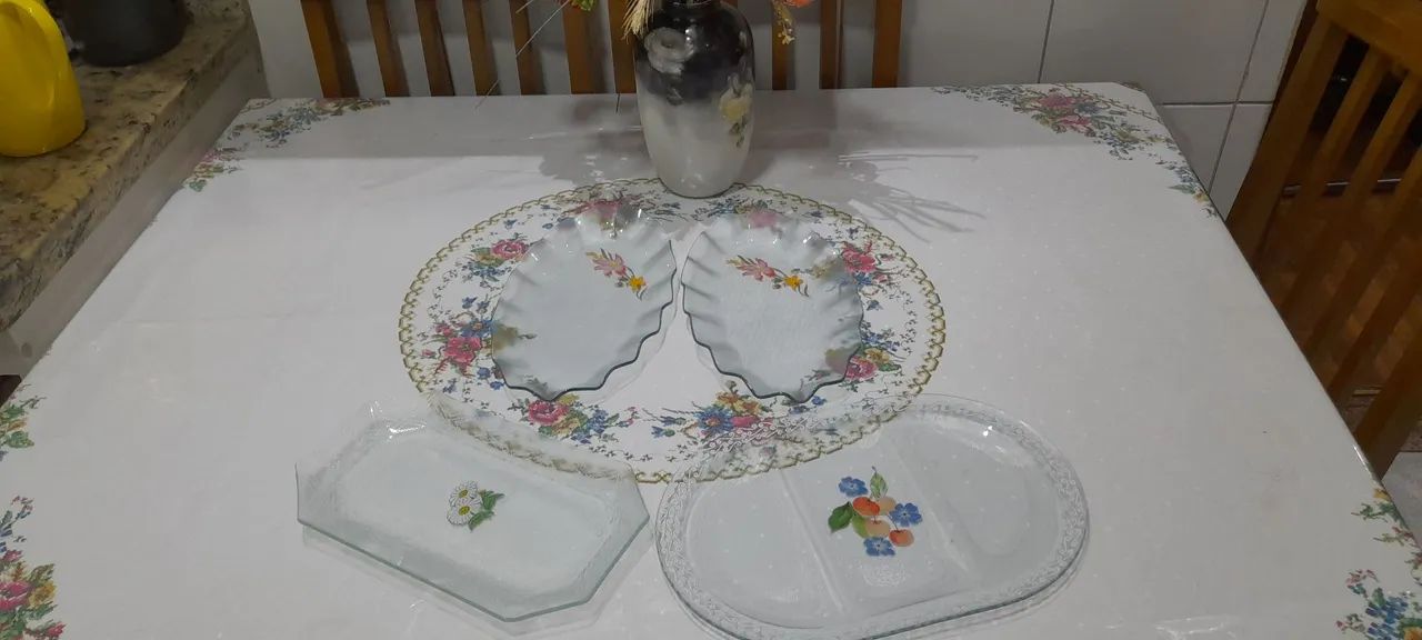 Jogo de Travessas de Vidro -  4 Peças