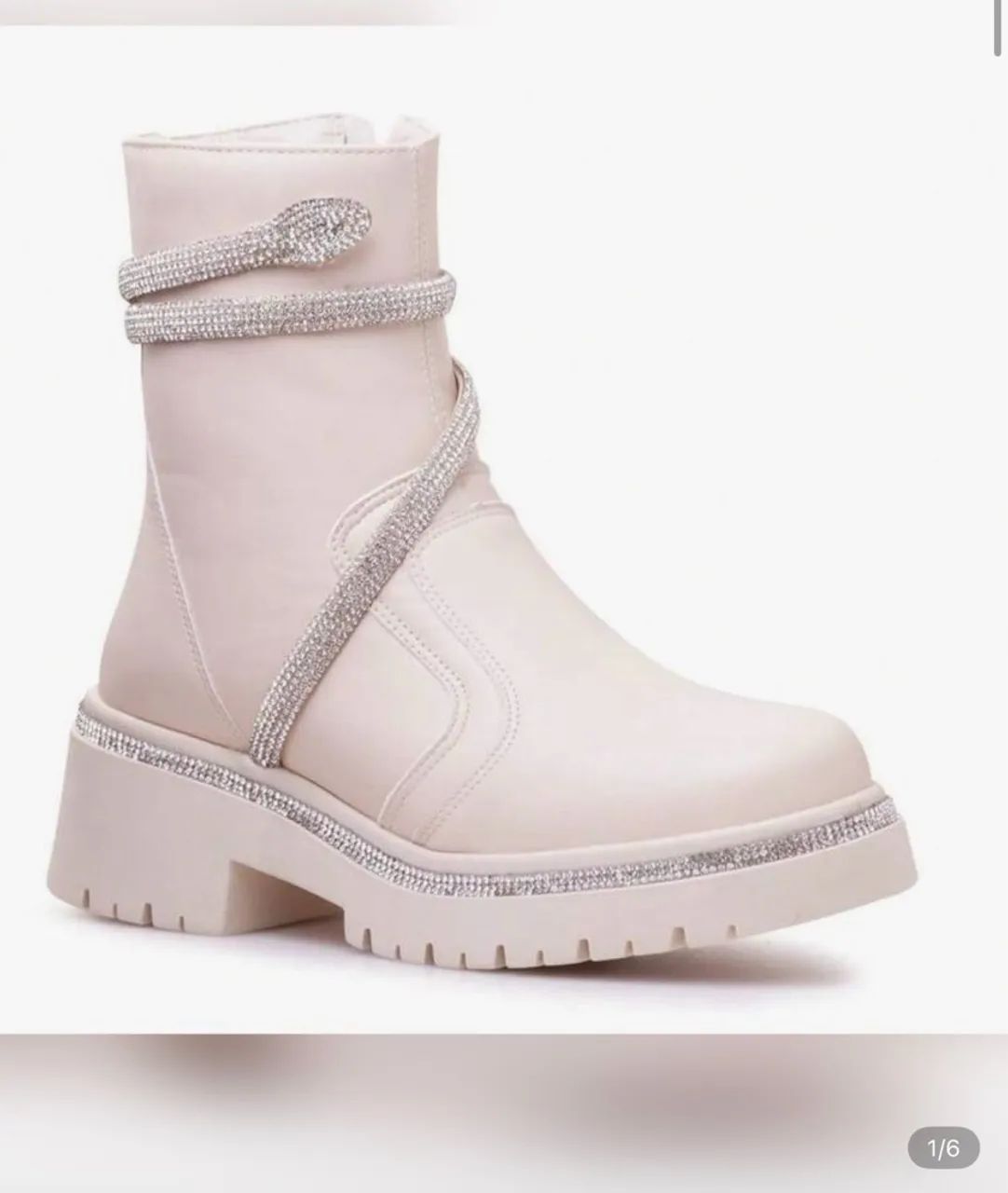 Botinha tratorada off white 34 com detalhes em strass