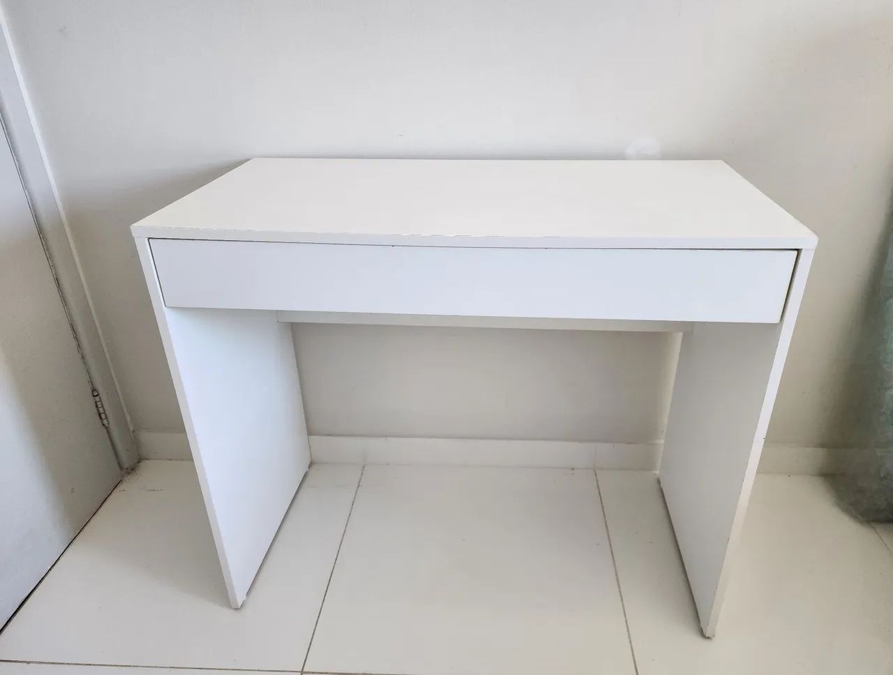 Mesa para estudo64639810882563121