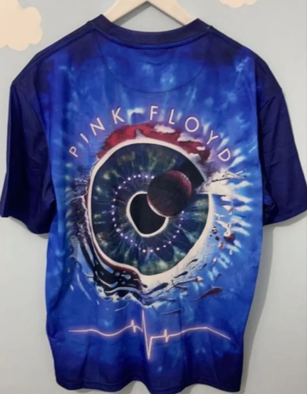 Camiseta Pink Floyd - Estilo Tie Dye Musical - Foto 2