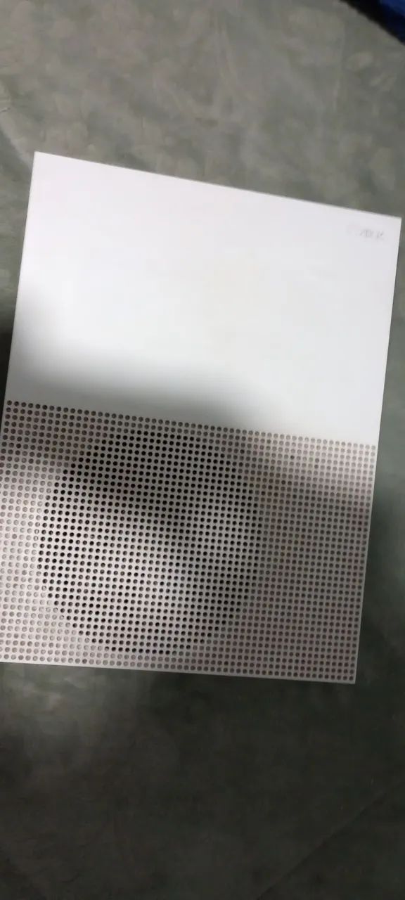 Xbox one s 1 tb de armazenamento + 8 jogos (3 jogos físicos e 5 digital)