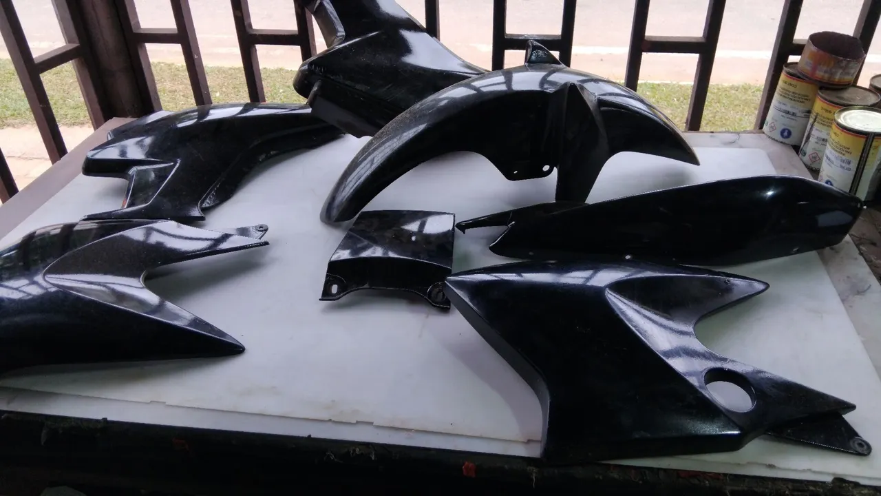 Carenagem de Moto - Peças em Ótimo Estado