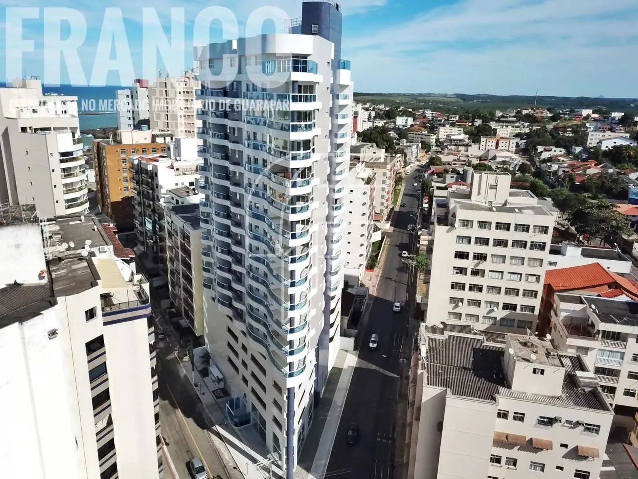 Imóvel para venda tem 93 metros quadrados com 3 quartos em Centro - Guarapari - ES