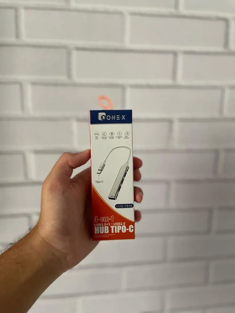 Hub USB-C para Notebook com 3 entradas USB 2.0 e 1 entrada 3.0 (Fazemos entregas!)