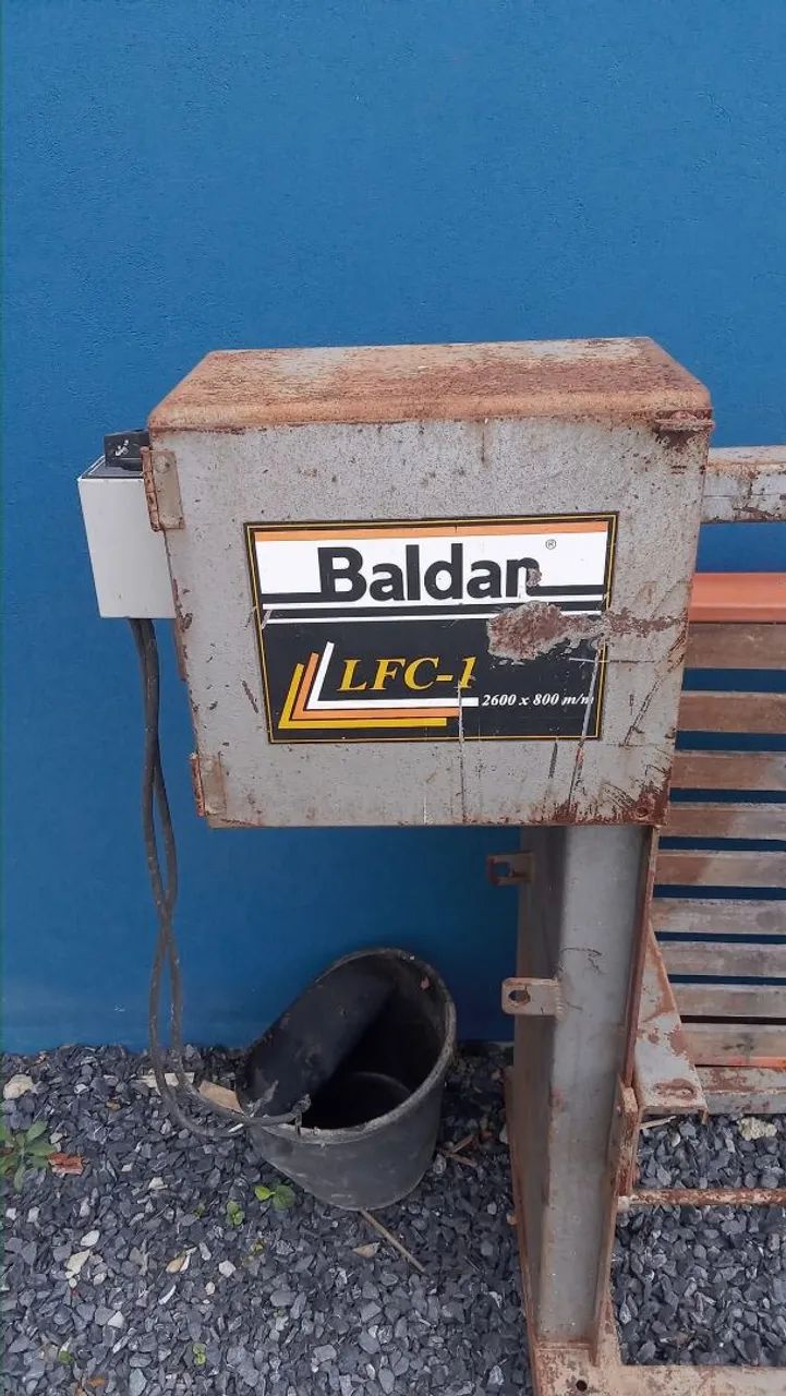 Lixadeira de cinta Baldan LFC-1 favor ler o anúncio  - Foto 3