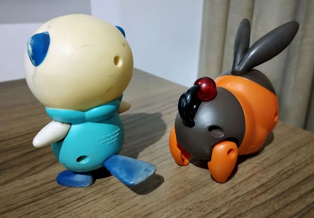 Lote 2 bonecos coleção Pokémon McDonald's - Foto 2