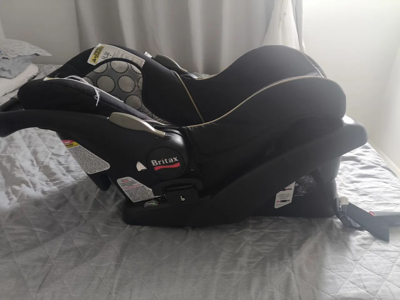 Bebê Conforto Britax sem novo