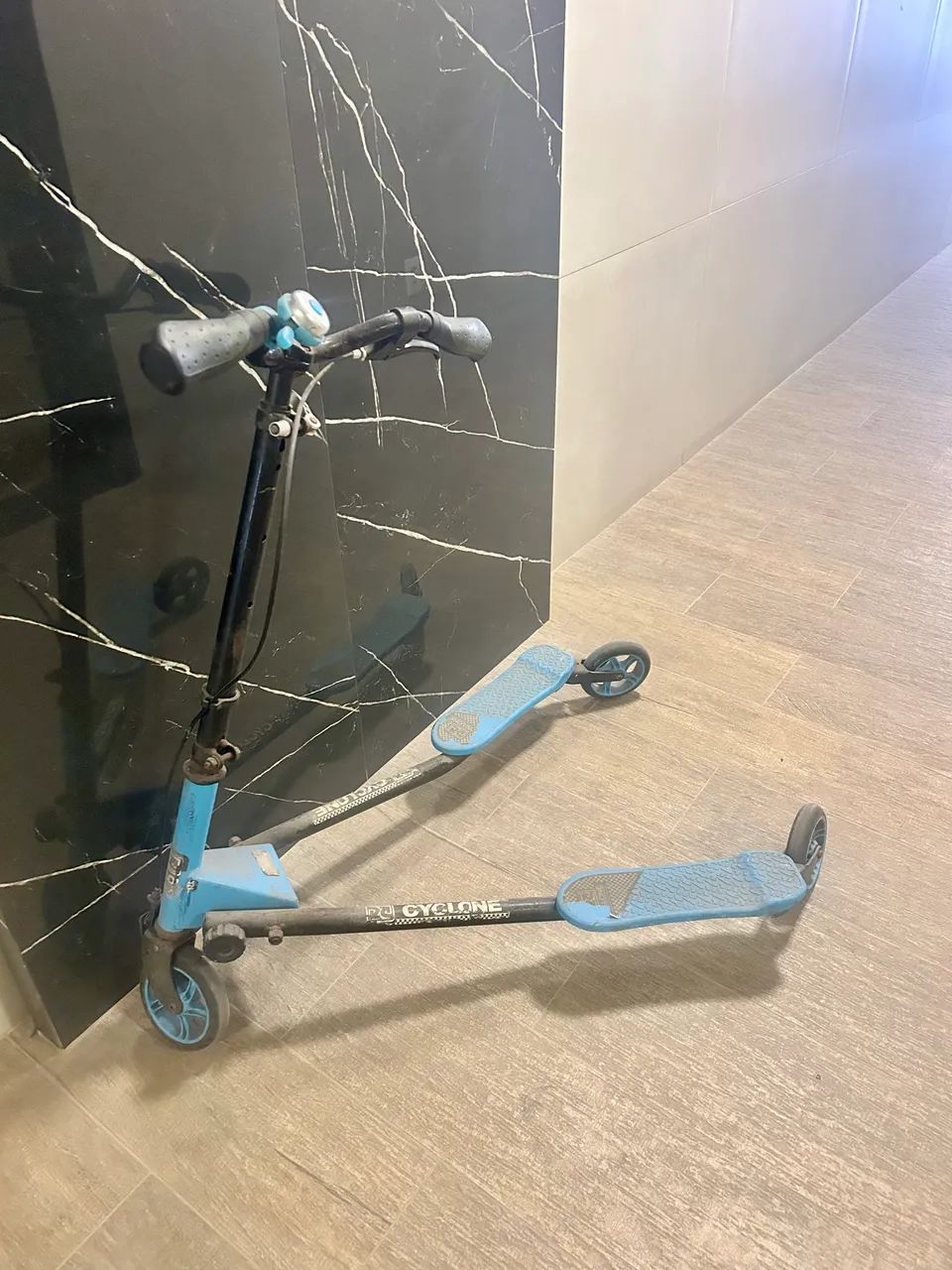 Patinete - Três Rodas Cyclone - Foto 2