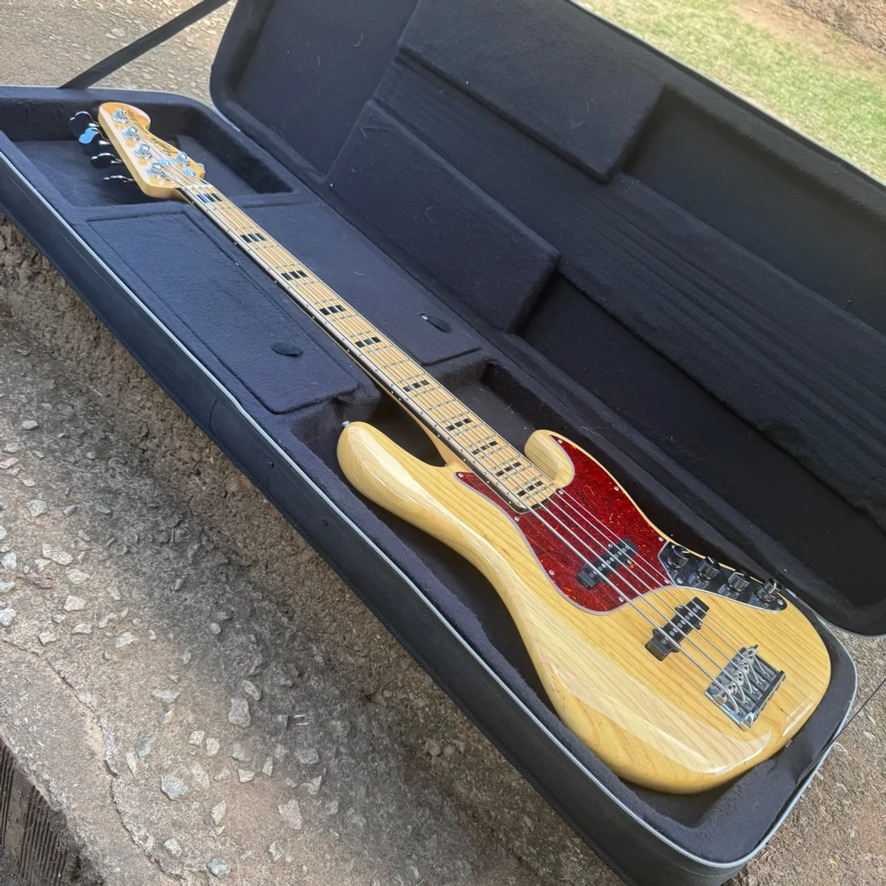 jazz bass fender americano