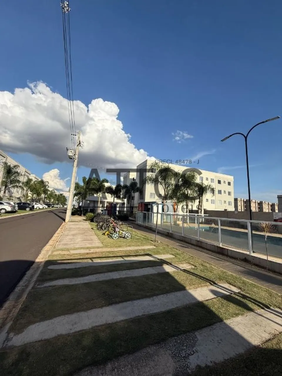 Locação de Apartamentos / Padrão na cidade de São Carlos