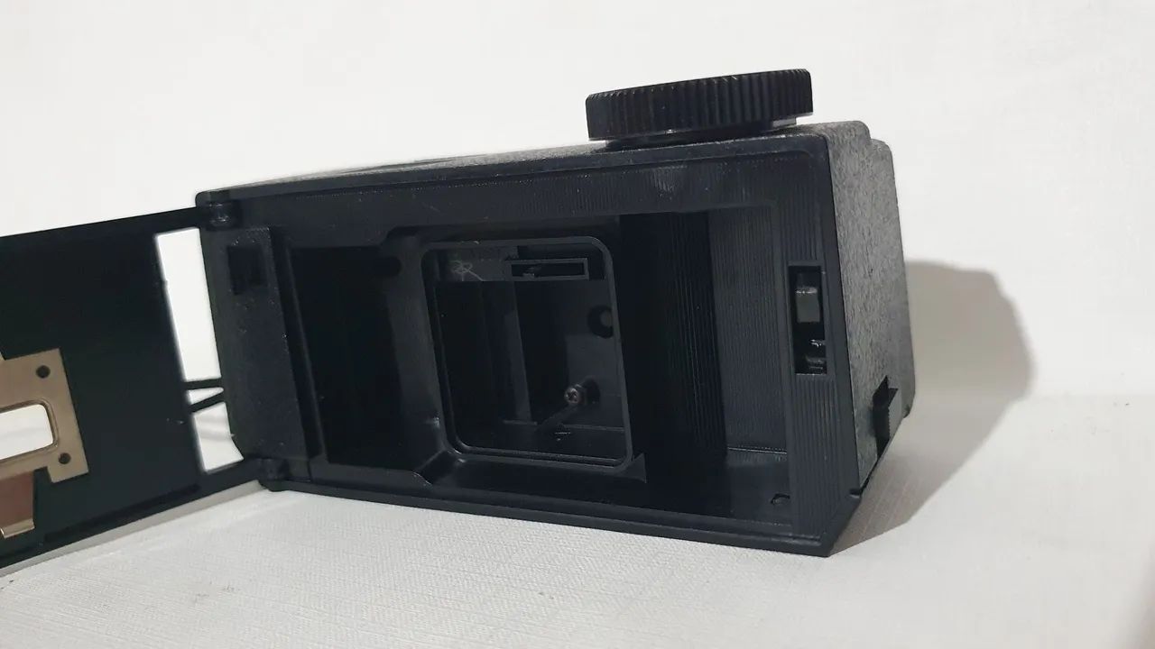 Câmera analógica Kodak Instamatic 11 na caixa manual - Foto 4