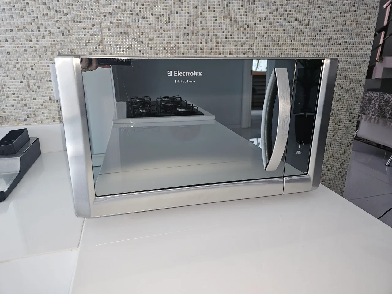 Microondas Electrolux i-Kitchen 42L "127V"