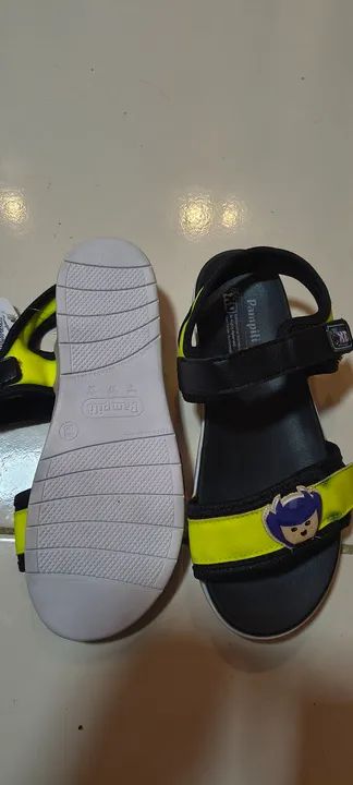 Sandálias infantis com personagem divertido n35 - Foto 2
