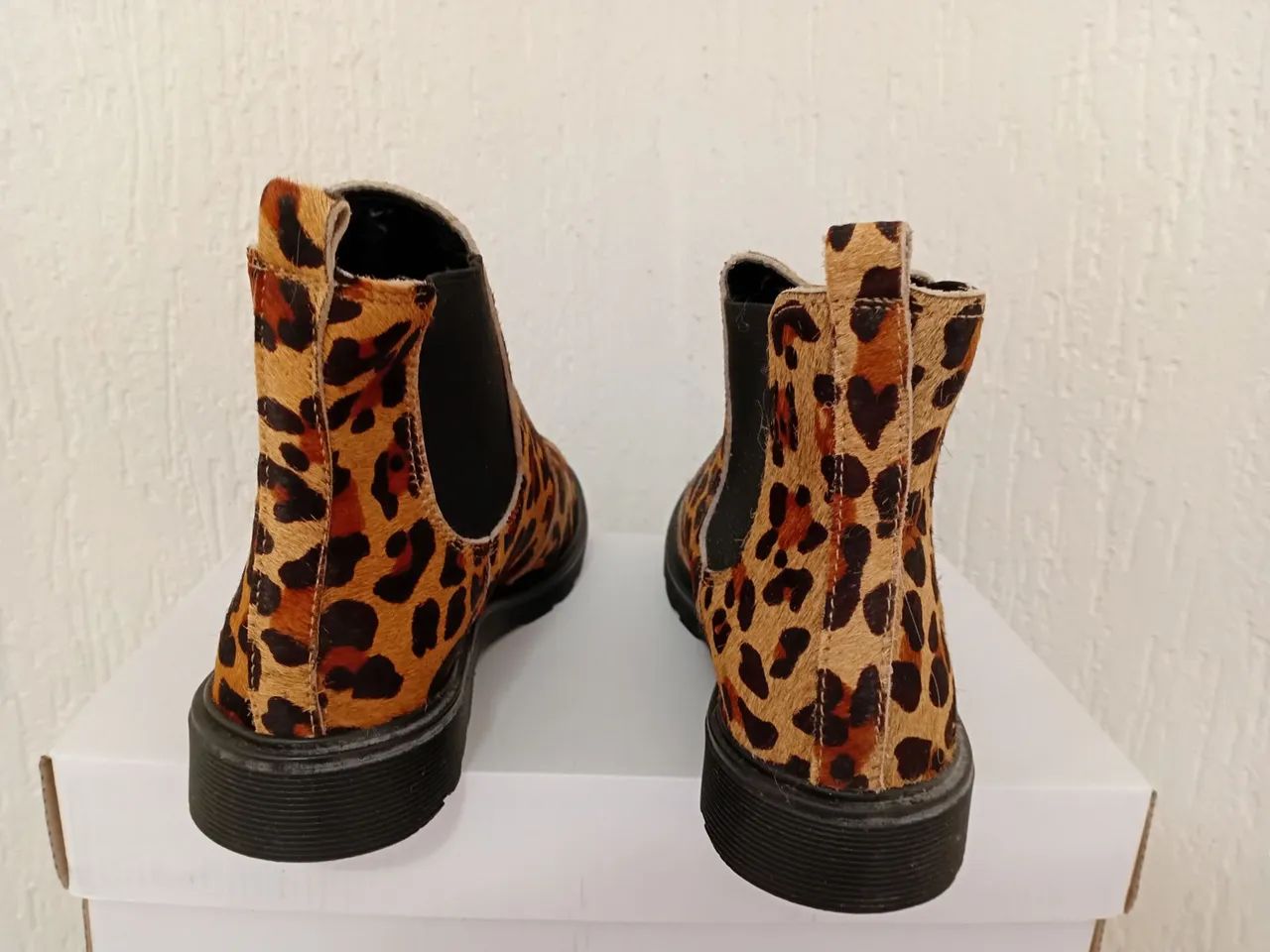 Bota Feminina em couro natural  - Foto 3