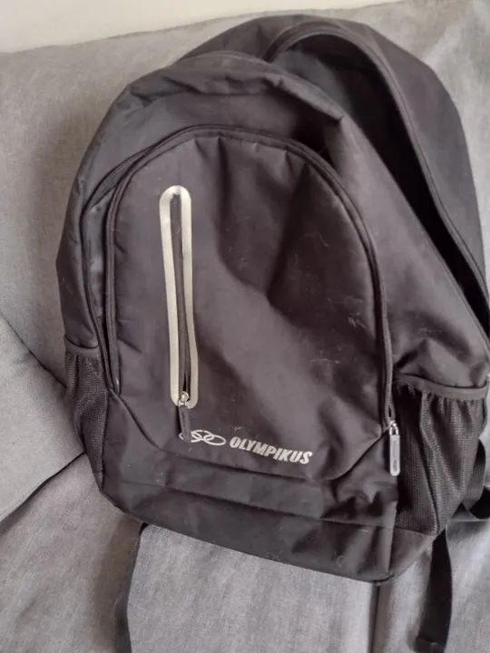 Mochila Olympikus Braze 16 L, preta, usada, bom estado