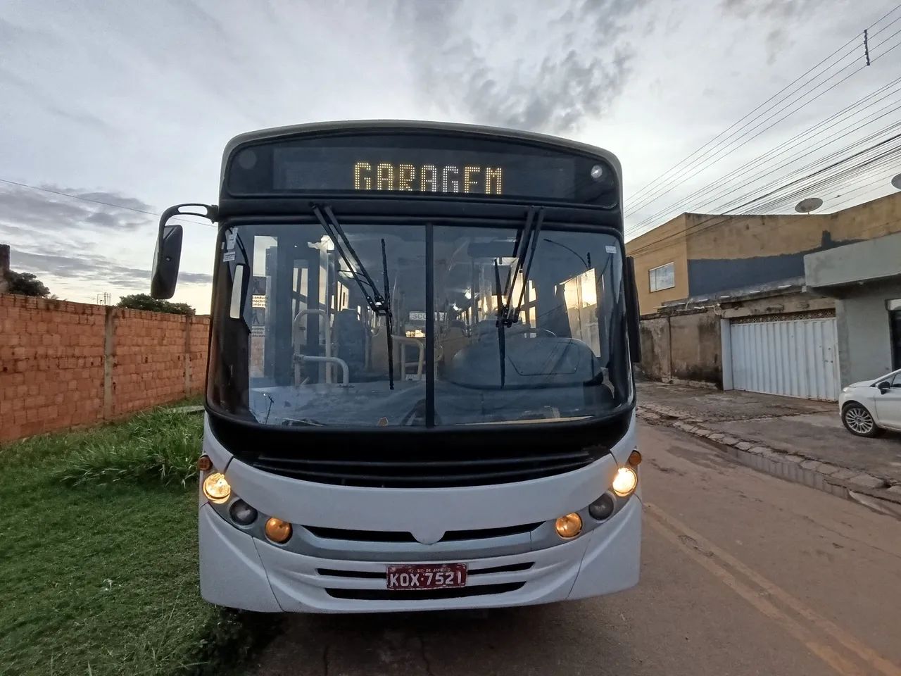 Ônibus Escolar em Ótimo Estado - Foto 5