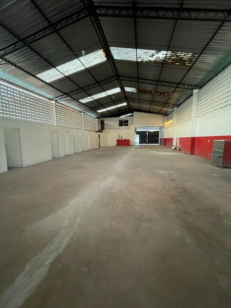 Alugo Galpão localização EXELENTE 