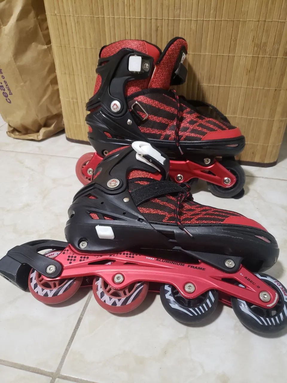 Patins Inline Adulto - Tamanho Ajustável