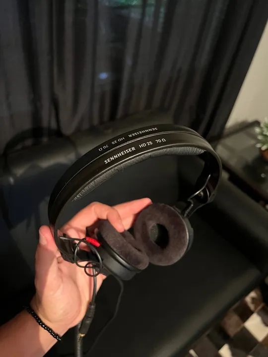 Fones de Ouvido Sennheiser HD 25 - 70 Ohms