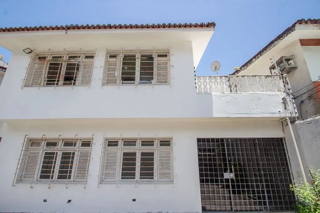 Casa comercial com 8 quartos para alugar Piedade