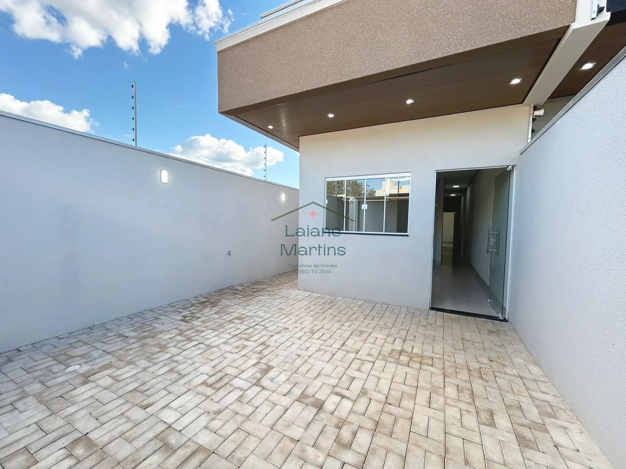 Casas à venda - 1305 sul - 2 quartos (uma suíte) - 1 vaga