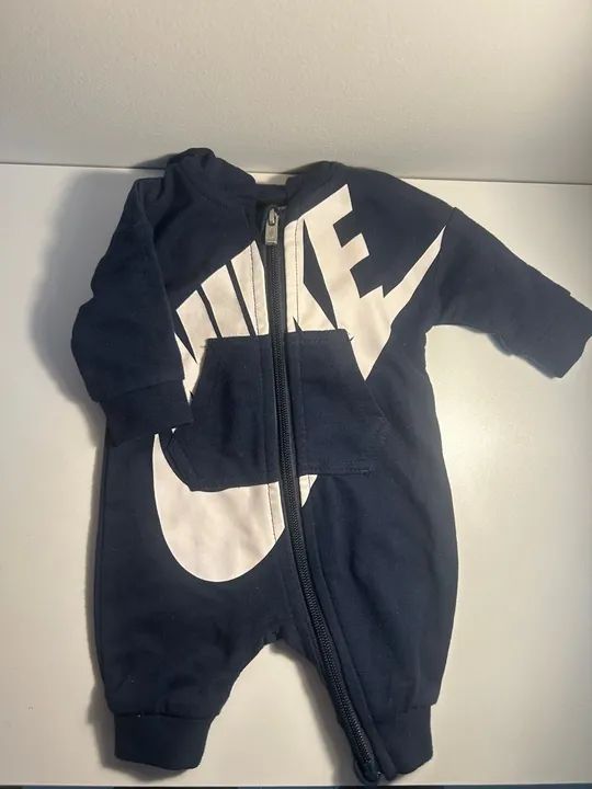 Macacão Nike Bebê - Tamanho P - Novo